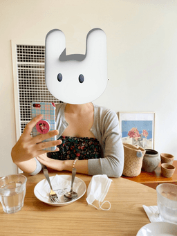 A profile image of nwr